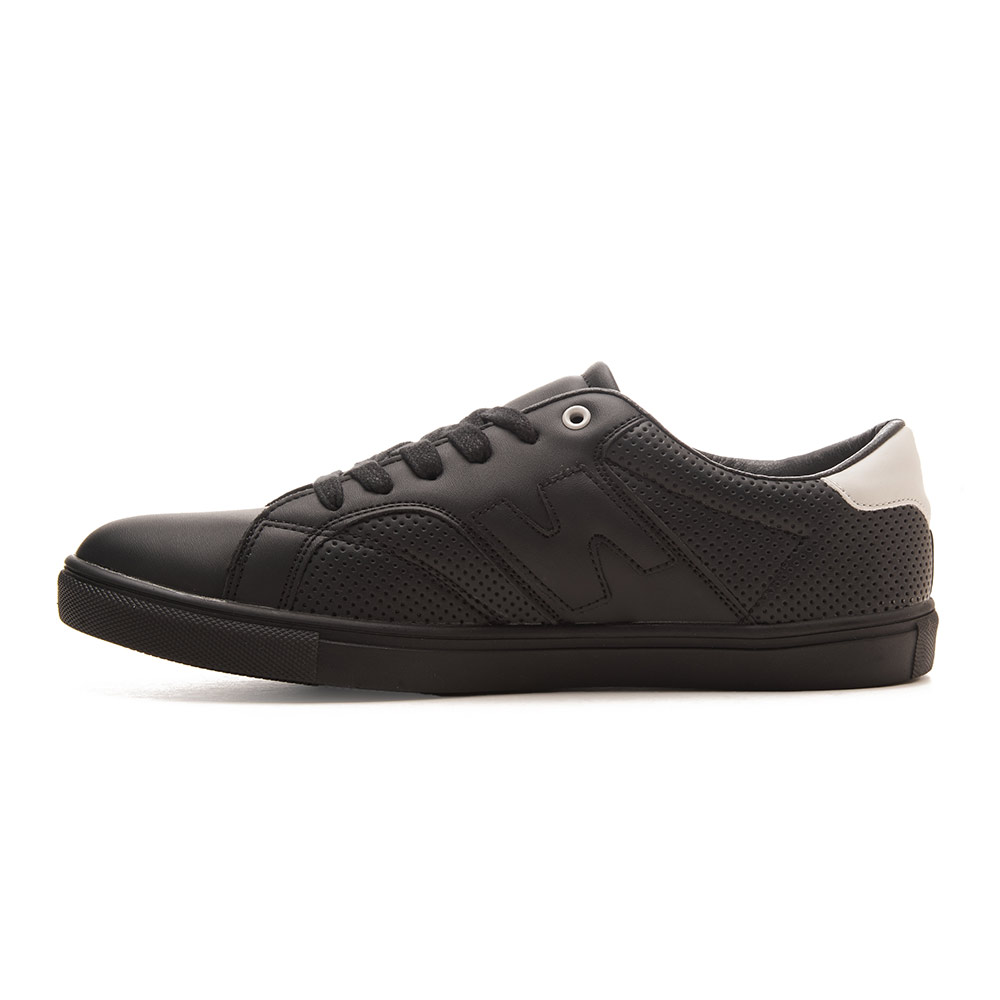 Men Fashion Sneakers - Black