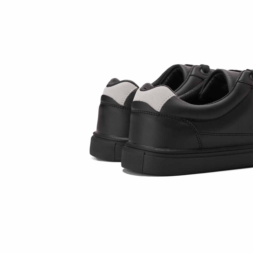 Trendy men sneakers - Black