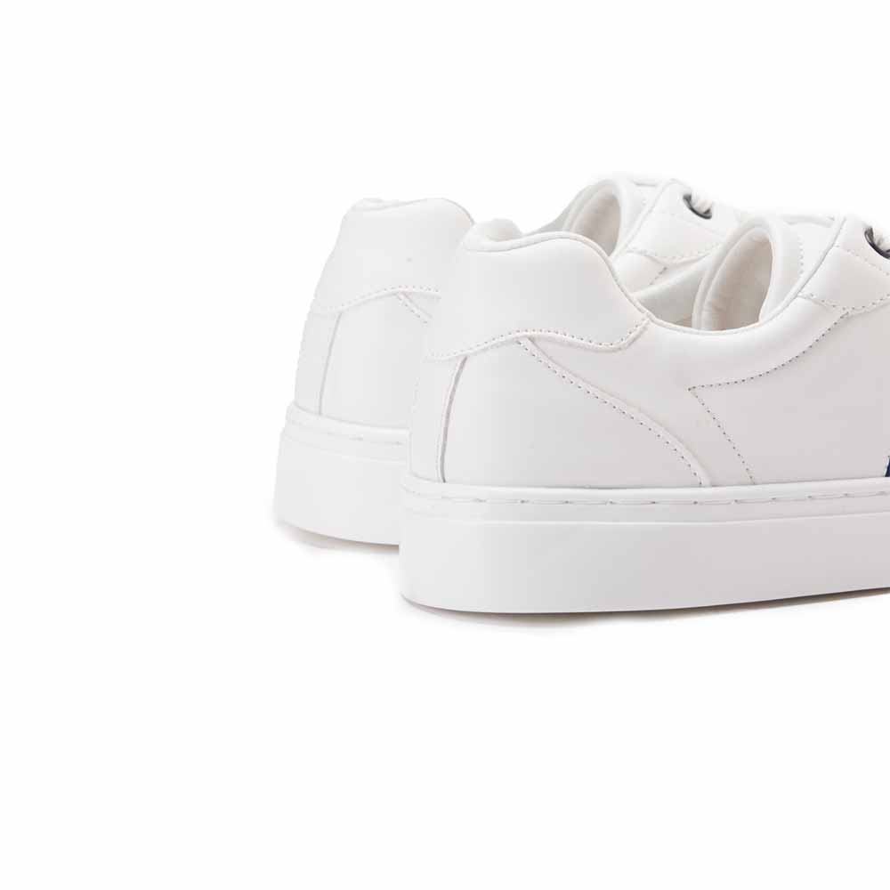 Men fashion sneakers with side details - White1