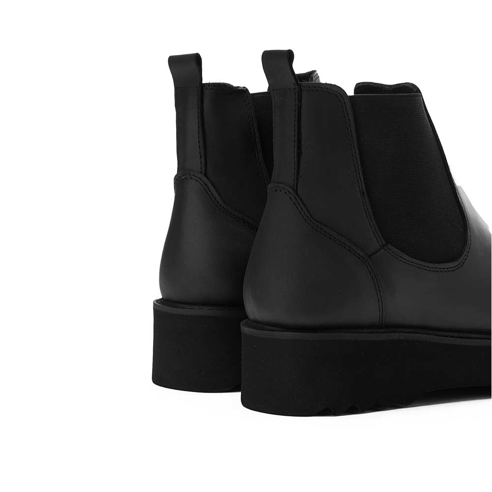 Chelsea-men-boots-Black-3