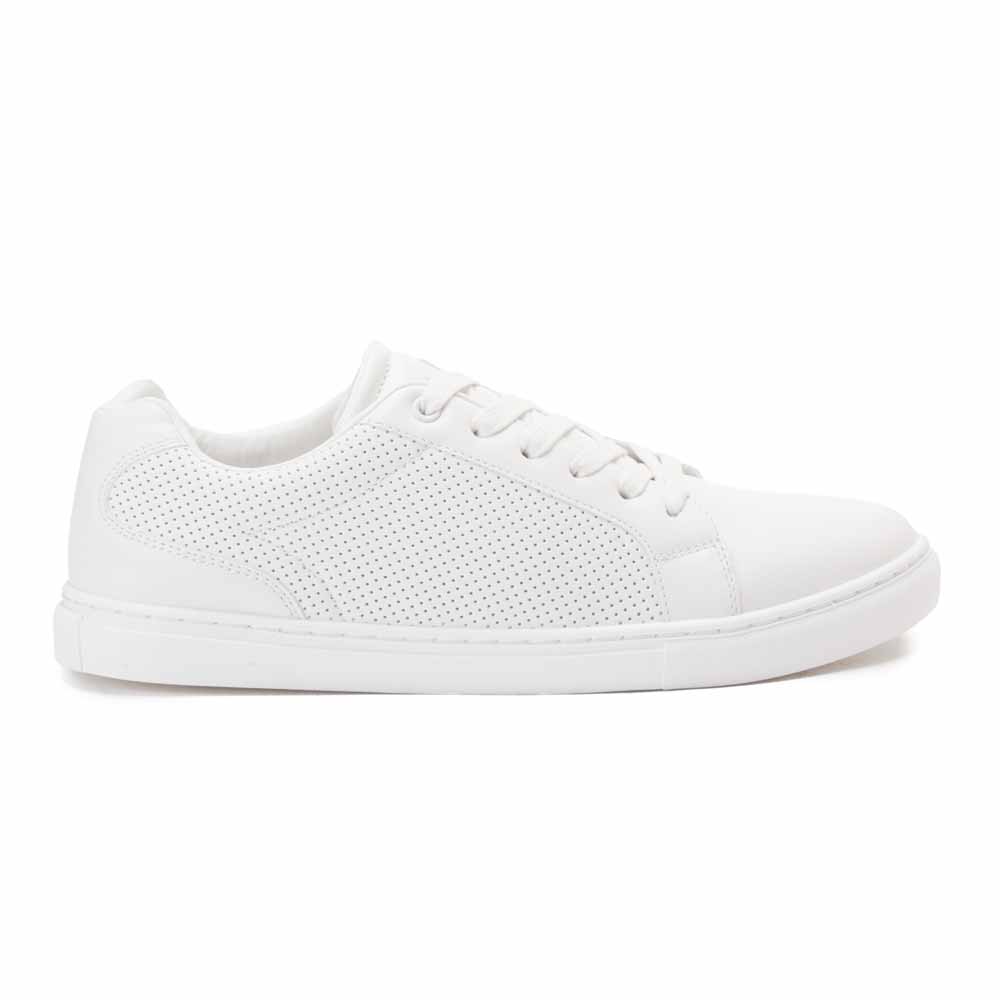 Men perforated fashion sneakers - White