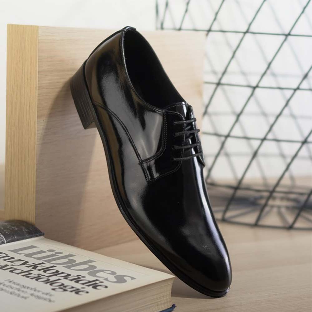 Patent leather Derby shoes - Black
