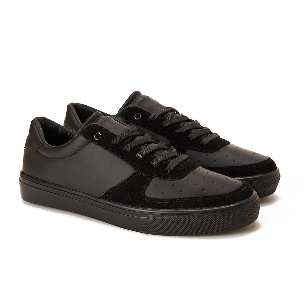 Men trendy sneakers - Black