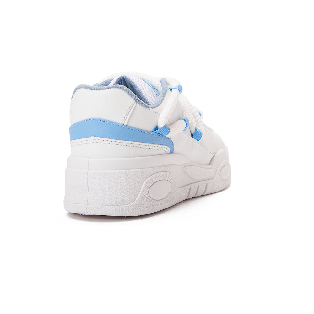 Trendy women sneakers with blue details - White