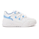 Trendy women sneakers with blue details - White