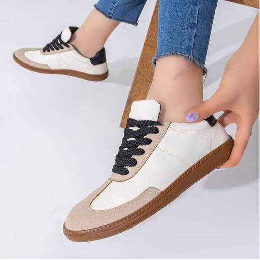Women leather sneaker with black heel collar - Beige